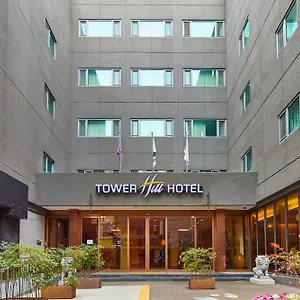 Отель Towerhill ***