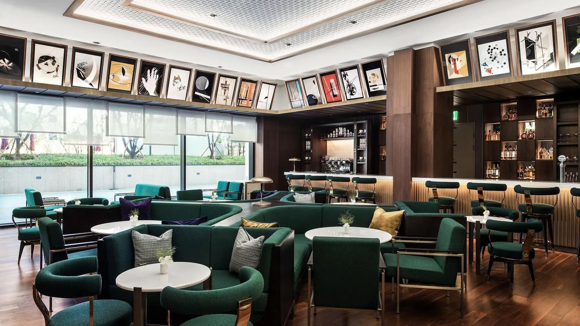 Le Meridien Seoul 5*,