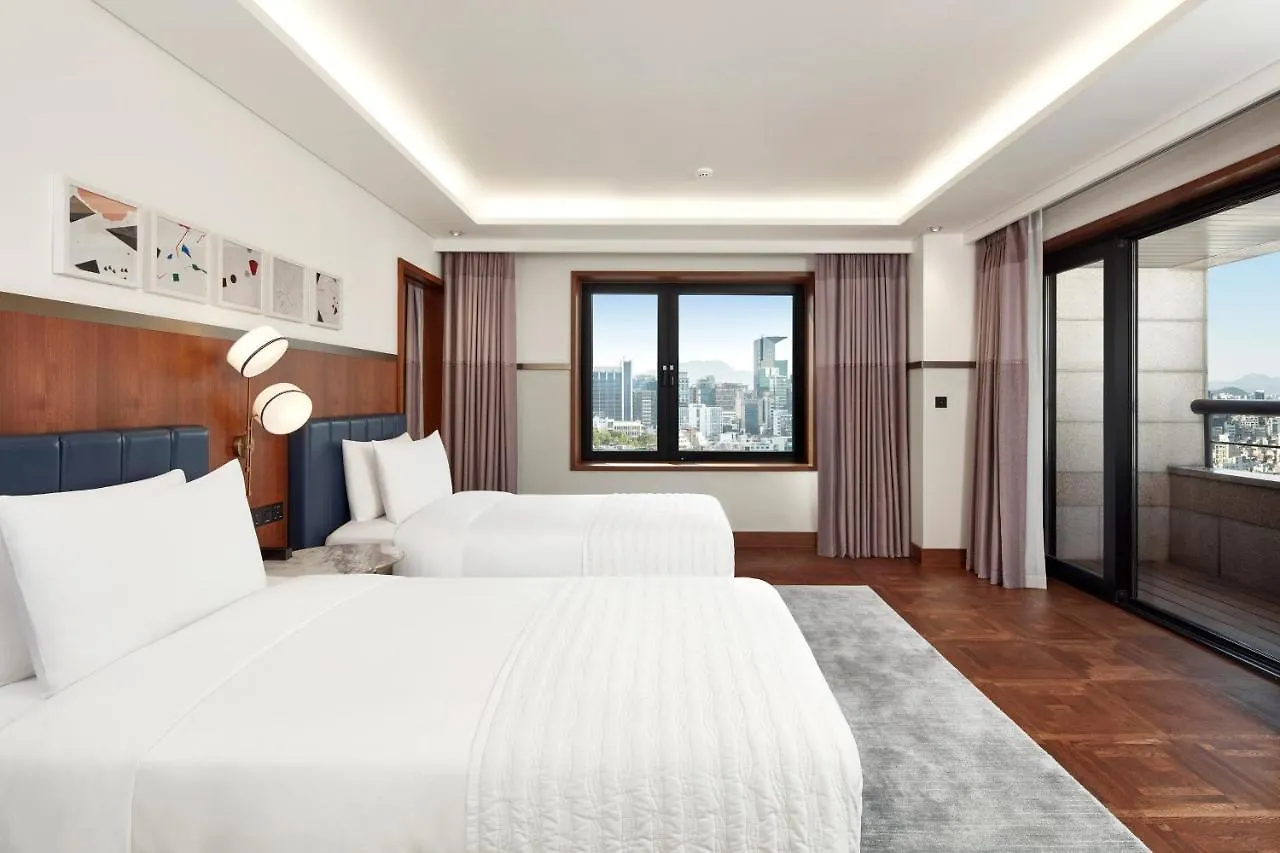 Le Meridien Seul