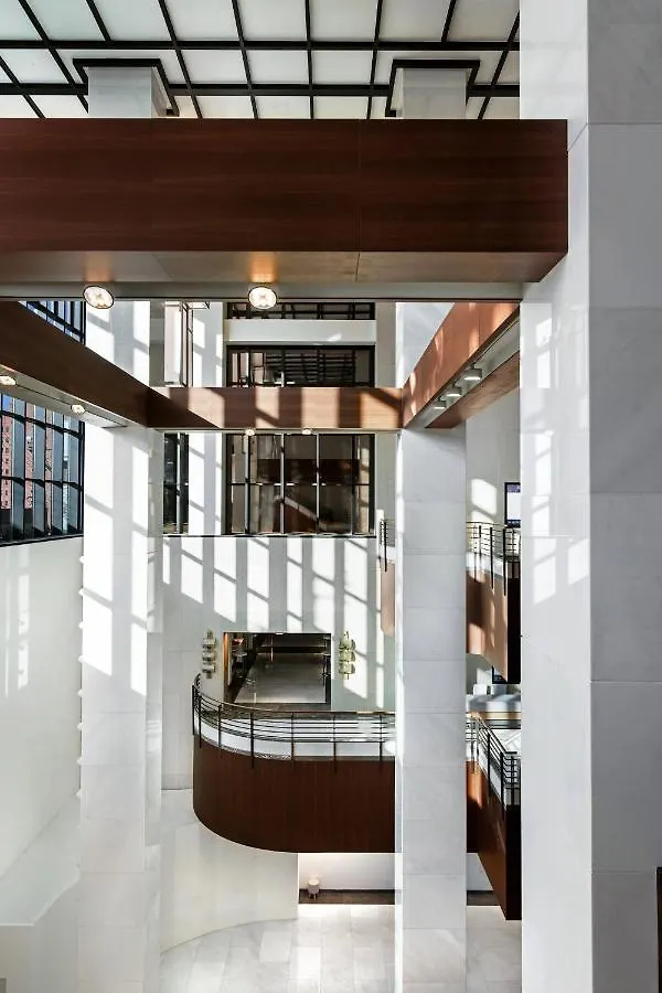 Le Meridien Seul